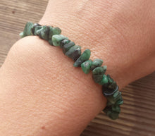 Load image into Gallery viewer, EMERALD Natural Stone Gemstone Stretchy Chip Bracelet