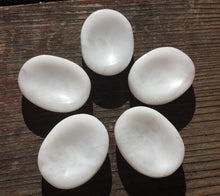 Load image into Gallery viewer, WHITE AGATE Worry Stone Natural Stone Hand Carved Gemstone Worry Stone