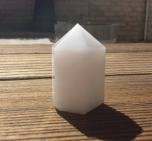 Load image into Gallery viewer, NATURAL WHITE AGATE Carved Faceted Point Gemstone Crystal Point