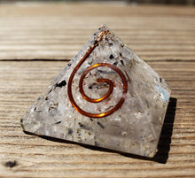 Load image into Gallery viewer, Small (25-30mm) TOURMALATED QUARTZ COIL Orgone Gemstone Pyramid Small Pyramid Orgone