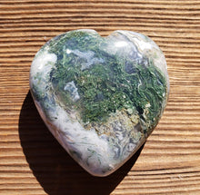 Load image into Gallery viewer, Large NATURAL MOSS AGATE Stone Gemstone Puffy Heart 60-70mm