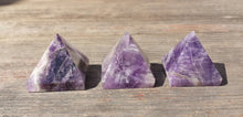 Load image into Gallery viewer, AMETHYST natural Medium gemstone crystal pyramid 27-30mm