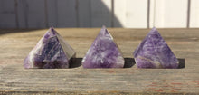 Load image into Gallery viewer, AMETHYST natural Medium gemstone crystal pyramid 27-30mm