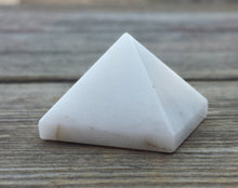 Load image into Gallery viewer, WHITE AGATE natural Medium gemstone crystal pyramid 27-30mm