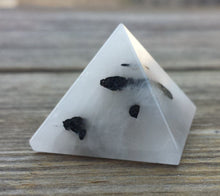 Load image into Gallery viewer, TOURMALATED QUARTZ natural Medium gemstone crystal pyramid 27-30mm
