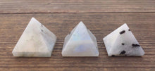 Load image into Gallery viewer, RAINBOW MOONSTONE natural small gemstone crystal pyramid 20-22