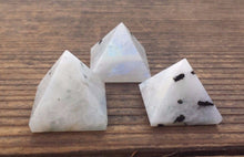 Load image into Gallery viewer, RAINBOW MOONSTONE natural small gemstone crystal pyramid 20-22