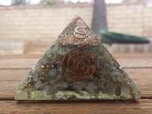 Load image into Gallery viewer, Extra Large (70-75mm) LABRADORITE Orgone Gemstone Pyramid X-Large Pyramid Orgone
