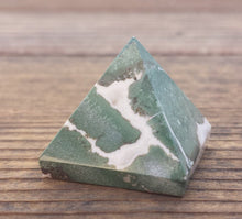 Load image into Gallery viewer, GREEN ZEBRA JASPER natural Medium gemstone crystal pyramid 27-30mm
