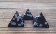 Load image into Gallery viewer, SNOWFLAKE OBSIDIAN natural small gemstone crystal pyramid 20-22