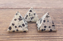 Load image into Gallery viewer, DALMATIAN JASPER natural small gemstone crystal pyramid 20-22