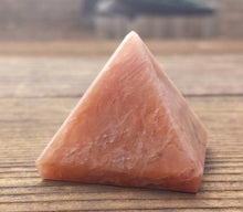 Load image into Gallery viewer, PEACH MOONSTONE natural medium gemstone crystal pyramid 27-30MM