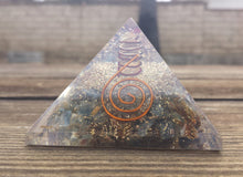 Load image into Gallery viewer, Large (60-65mm) KYANITE Orgone Gemstone Pyramid Large Pyramid Orgone