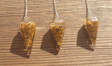 Load image into Gallery viewer, ORGONE YELLOW JASPER Gemstone Faceted Orgone Pendulum