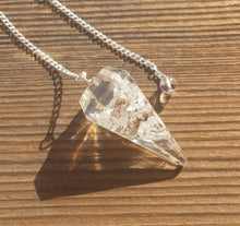 Load image into Gallery viewer, ORGONE CLEAR QUARTZ Gemstone Faceted Orgone Pendulum