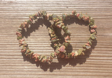 Load image into Gallery viewer, UNAKITE Natural Stone Gemstone Stretchy Chip Bracelet