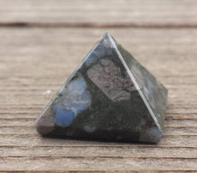 Load image into Gallery viewer, RHYOLITE natural small gemstone crystal pyramid 20-22