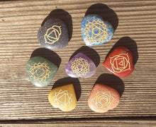 Load image into Gallery viewer, 7 CHAKRA Gemstone Engraved Heart Disk Set