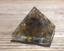 Load image into Gallery viewer, Small (25-30mm) LABRADORITE Orgone Gemstone Pyramid Small Pyramid Orgone