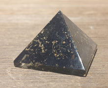 Load image into Gallery viewer, Small (25-30mm) BLACK TOURMALINE Orgone Gemstone Pyramid Small Pyramid Orgone