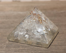 Load image into Gallery viewer, Small (25-30mm) CLEAR QUARTZ Orgone Gemstone Pyramid Small Pyramid Orgone
