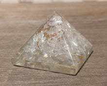 Load image into Gallery viewer, Small (25-30mm) CLEAR QUARTZ Orgone Gemstone Pyramid Small Pyramid Orgone