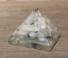 Load image into Gallery viewer, Small (25-30mm) RAINBOW MOONSTONE Orgone Gemstone Pyramid Small Pyramid Orgone