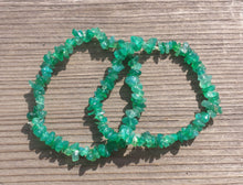 Load image into Gallery viewer, GREEN ONYX Natural Stone Gemstone Stretchy Chip Bracelet