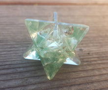 Load image into Gallery viewer, ORGONE GREEN AVENTURINE Gemstone Merkaba Star Orgone