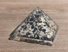 Load image into Gallery viewer, Small (25-30mm) DALMATIAN JASPER Orgone Gemstone Pyramid Small Pyramid Orgone