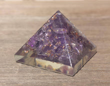 Load image into Gallery viewer, Small (25-30mm) AMETHYST Orgone Gemstone Pyramid Small Pyramid Orgone