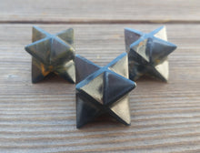 Load image into Gallery viewer, GEMSTONE MERKABA STAR Natural Blue Tiger Eye (One)