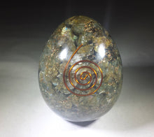 Load image into Gallery viewer, Large (70-75mm) LABRADORITE Orgone Gemstone Egg