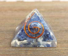 Load image into Gallery viewer, Small (25-30mm) SODALITE COIL Orgone Gemstone Pyramid Small Pyramid Orgone
