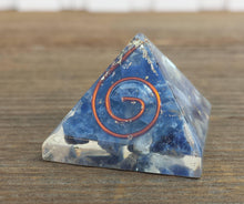 Load image into Gallery viewer, Small (25-30mm) SODALITE COIL Orgone Gemstone Pyramid Small Pyramid Orgone
