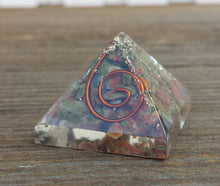 Load image into Gallery viewer, Small (25-30mm) UNAKITE COIL Orgone Gemstone Pyramid Small Pyramid Orgone