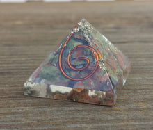 Load image into Gallery viewer, Small (25-30mm) UNAKITE COIL Orgone Gemstone Pyramid Small Pyramid Orgone