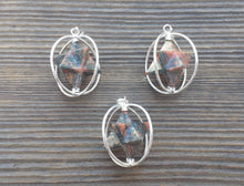 Load image into Gallery viewer, Natural UNAKITE  Merkaba Pendant Gemstone Merkaba Spinning Star Pendant