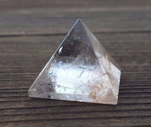 Load image into Gallery viewer, SMOKEY QUARTZ natural Medium gemstone crystal pyramid 27-30mm