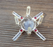 Load image into Gallery viewer, CLEAR QUARTZ  Antenna Environment Energy Generator With Garnet Accents