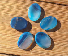 Load image into Gallery viewer, BLUE ONYX Worry Stone Natural Stone Hand Carved Gemstone Worry Stone