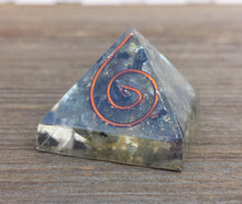 Load image into Gallery viewer, Small (25-30mm) LABRADORITE COIL Orgone Gemstone Pyramid Small Pyramid Orgone