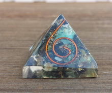 Load image into Gallery viewer, Small (25-30mm) CHRYSOCOLLA COIL Orgone Gemstone Pyramid Small Pyramid Orgone
