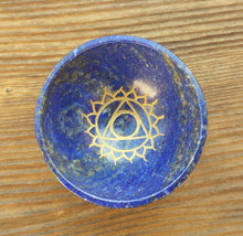 Load image into Gallery viewer, 7 CHAKRA GEMSTONE ENGRAVED Hand Carved Gemstone Bowl Set