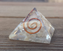 Load image into Gallery viewer, Small (25-30mm) HOWLITE COIL Orgone Gemstone Pyramid Small Pyramid Orgone