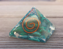 Load image into Gallery viewer, Small (25-30mm) MALACHITE COIL Orgone Gemstone Pyramid Small Pyramid Orgone