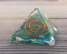 Load image into Gallery viewer, Small (25-30mm) MALACHITE COIL Orgone Gemstone Pyramid Small Pyramid Orgone