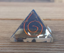 Load image into Gallery viewer, Small (25-30mm) HEMATITE COIL Orgone Gemstone Pyramid Small Pyramid Orgone