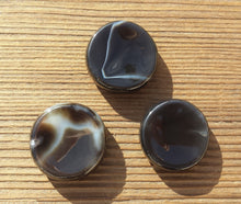 Load image into Gallery viewer, ONYX Sphere Stand Natural Stone Hand Carved Gemstone Sphere Stand