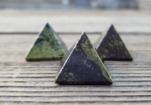 Load image into Gallery viewer, DRAGON STONE natural small gemstone crystal pyramid 20-22